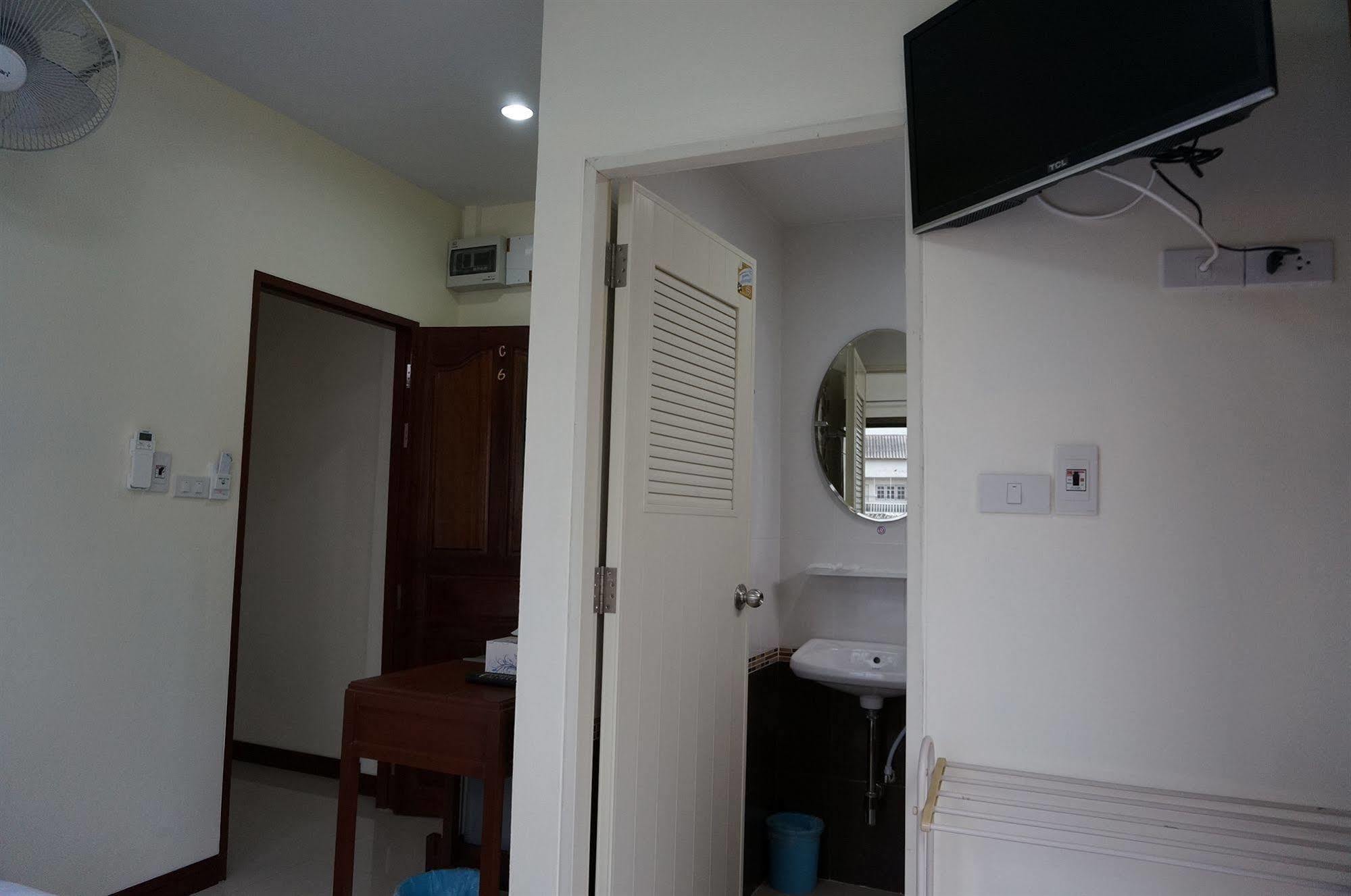 Baan Taweesuk Guest House Hua Hin Luaran gambar