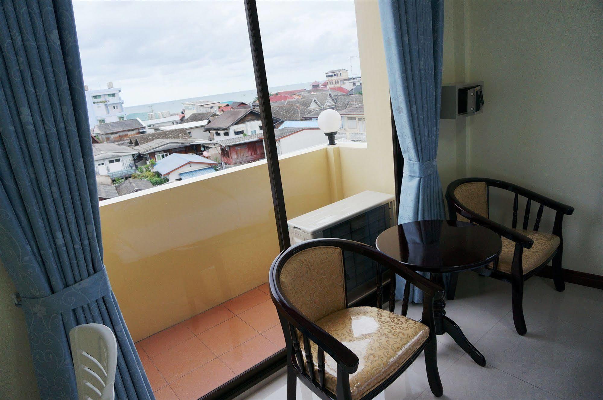 Baan Taweesuk Guest House Hua Hin Luaran gambar