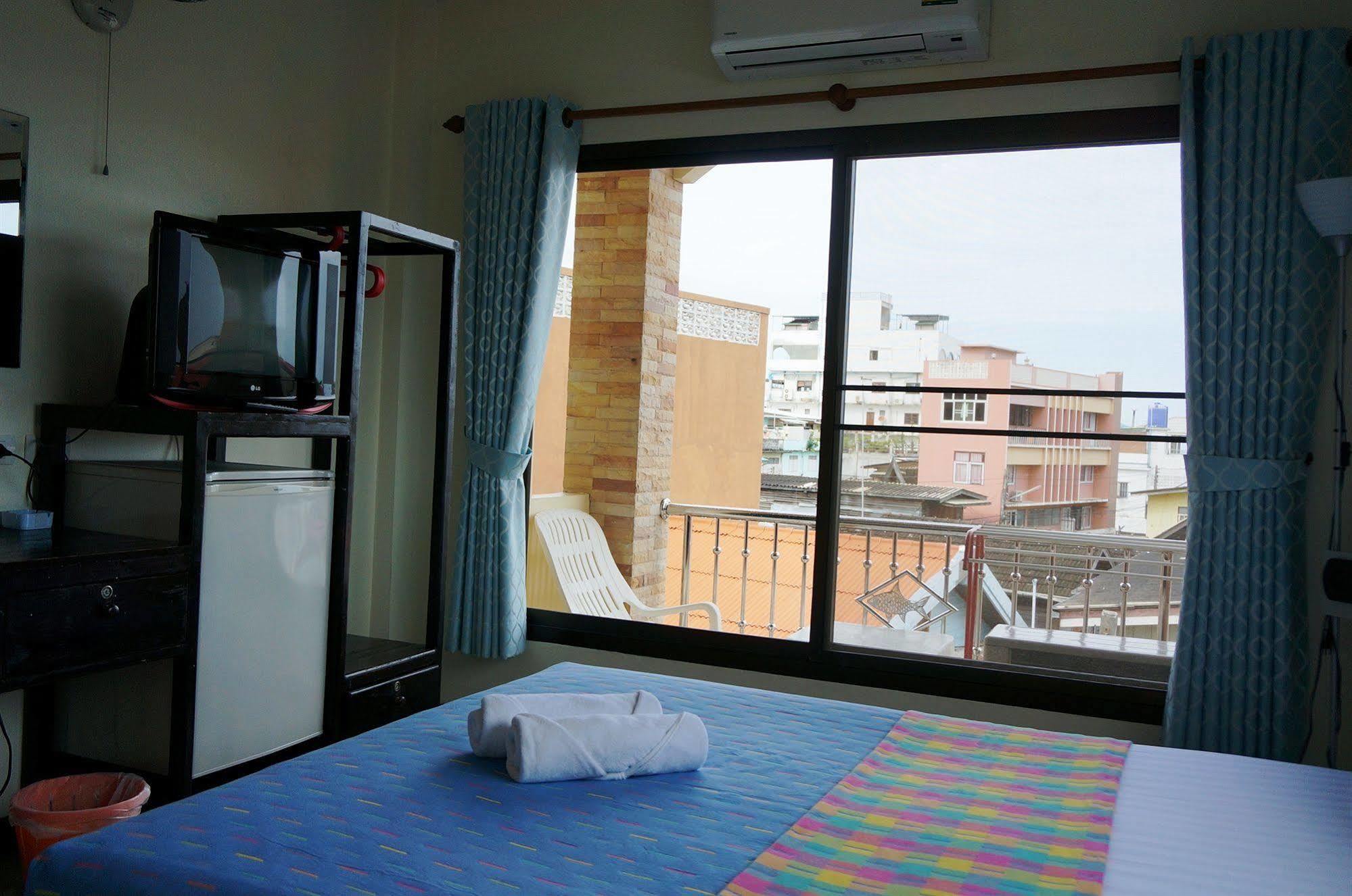 Baan Taweesuk Guest House Hua Hin Luaran gambar