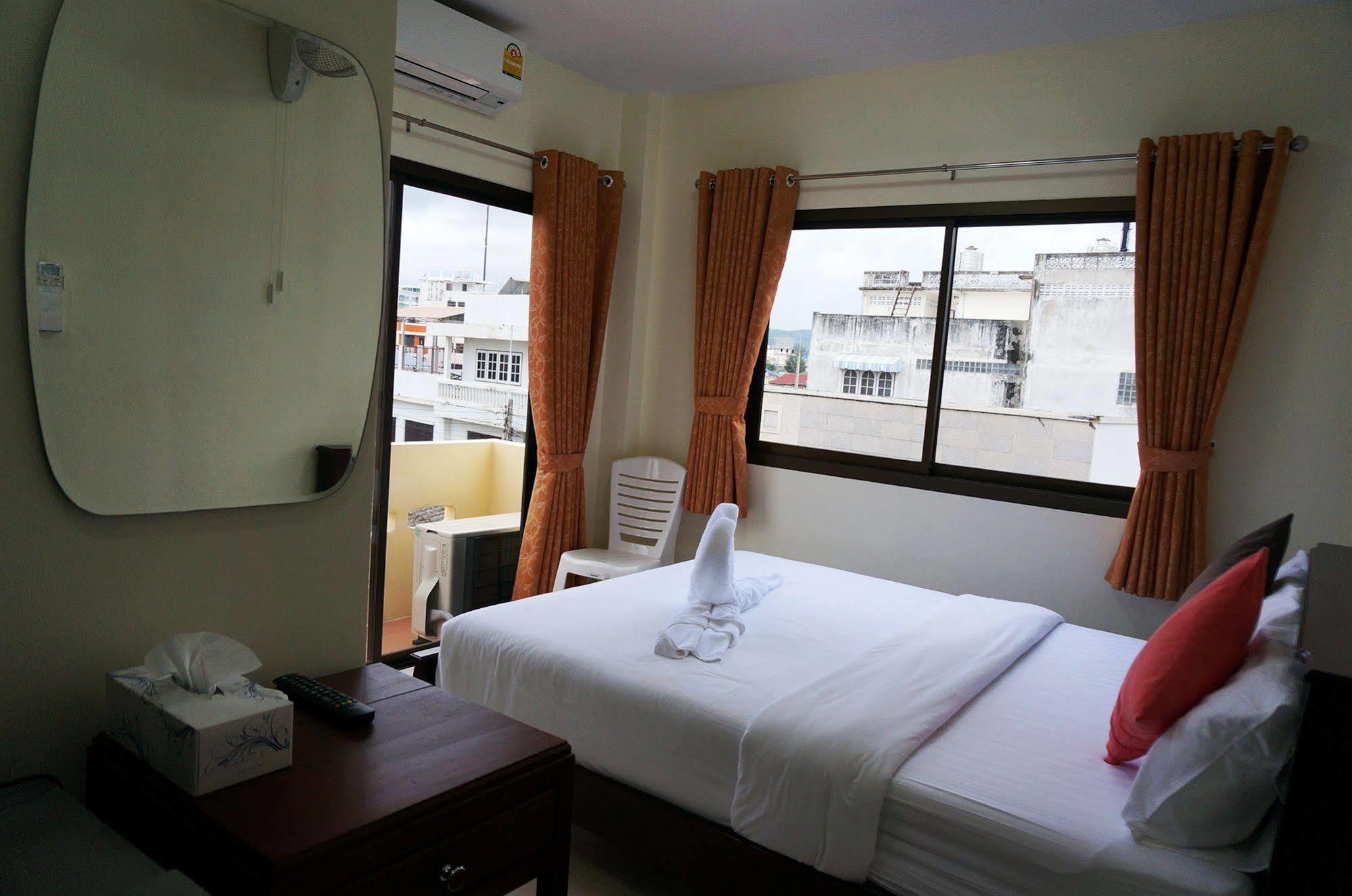 Baan Taweesuk Guest House Hua Hin Luaran gambar