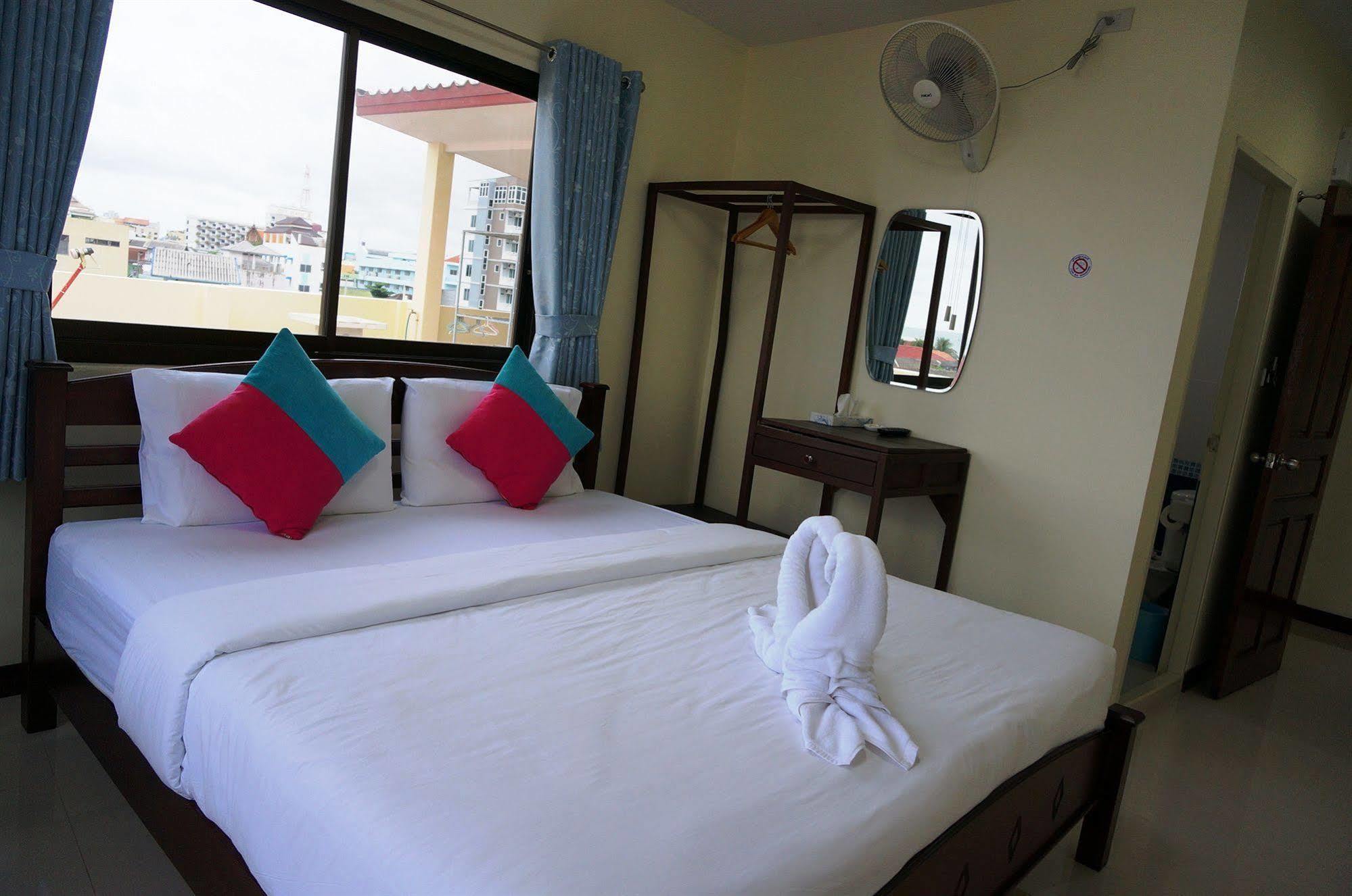 Baan Taweesuk Guest House Hua Hin Luaran gambar